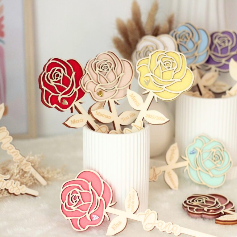 Cadeau personnalisé avec fleurs en bois pour anniversaire, maîtresse, maman, mamie et marraine