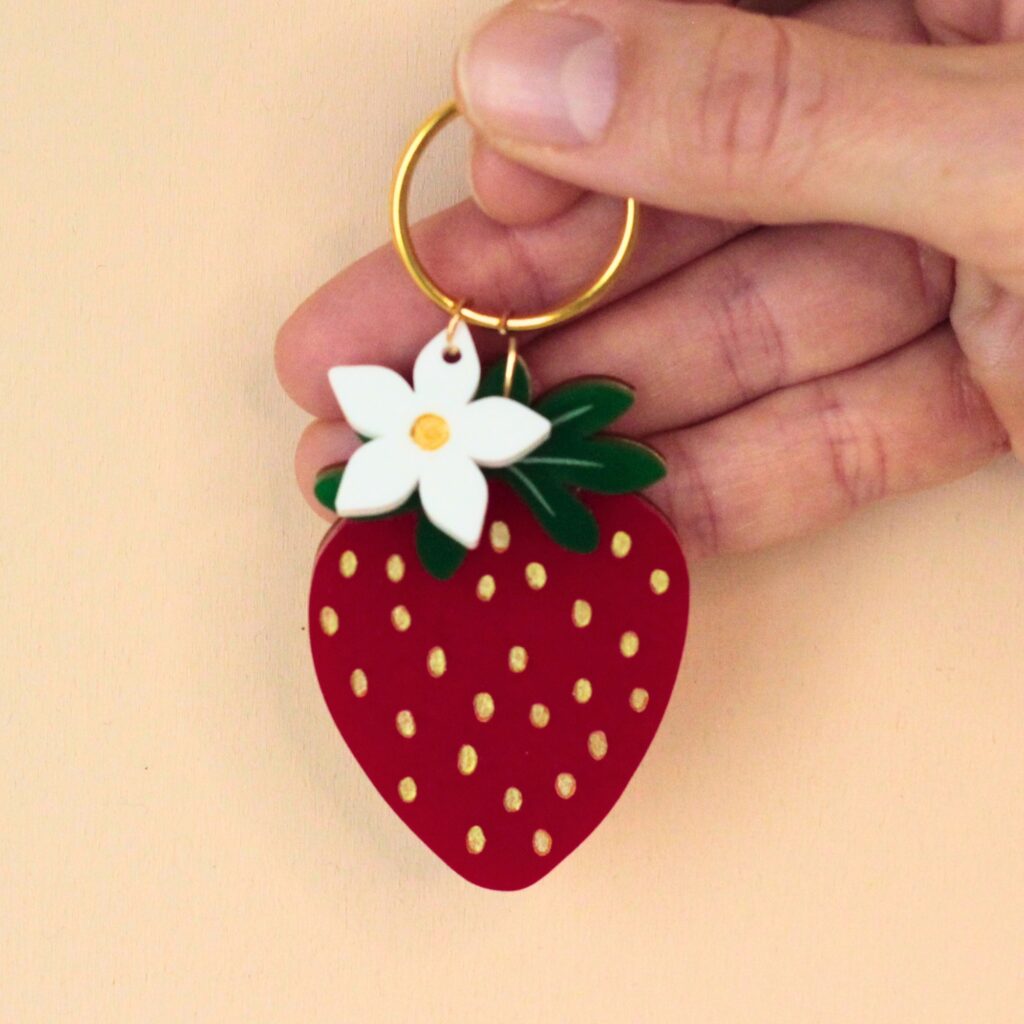 Porte-clés fraise personnalisé 🍓 cadeau fruité pour maîtresse, nounou ou anniversaire