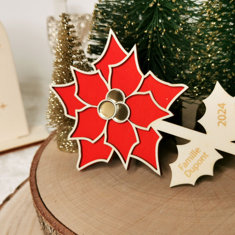 Fleur de Noël poinsettia en bois rouge avec détails miroir doré