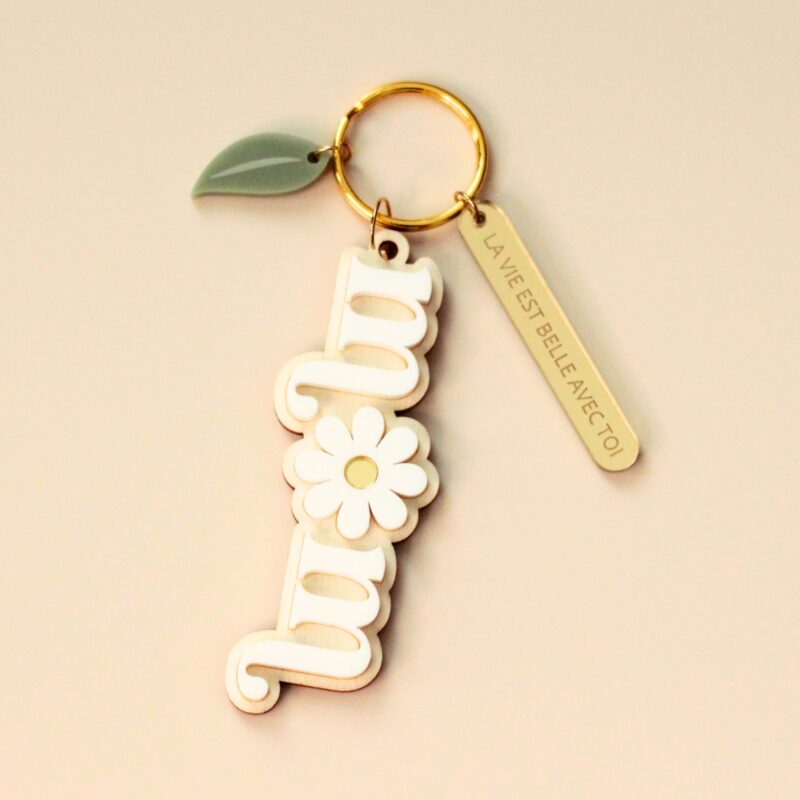 Porte-clé MOM Marguerite personnalisé Porte-clé MOM personnalisé avec détail floral et languette gravée