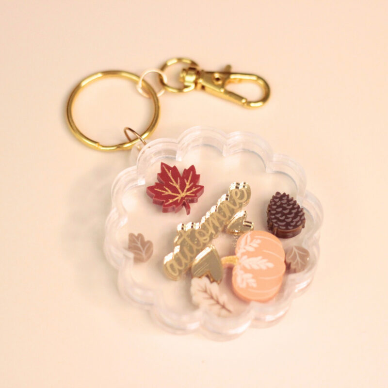 Porte-clé shaker automne transparent avec citrouille, feuille, mot personnalisé miroir doré et anneau doré