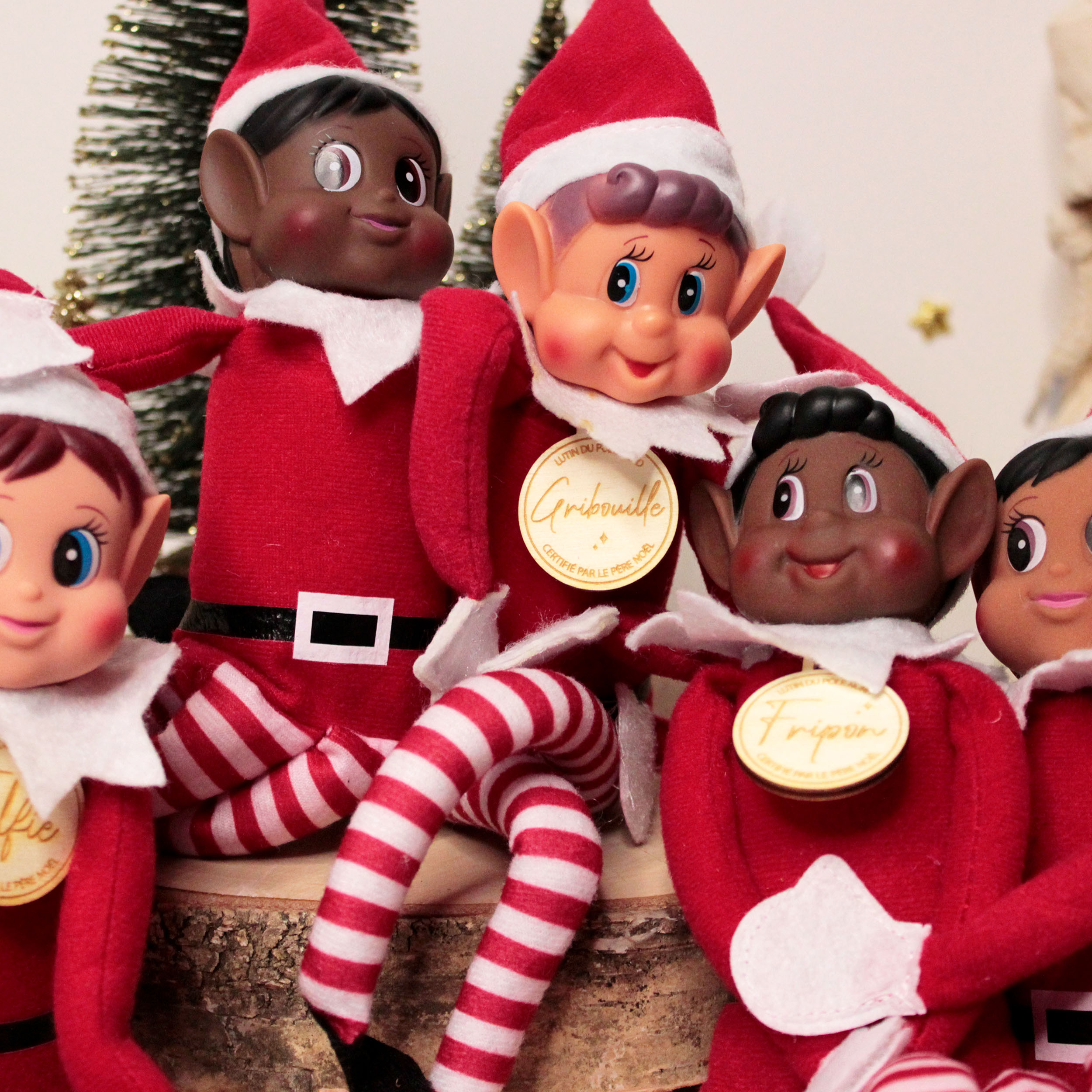 Tradition du lutin farceur avec plusieurs lutins personnalisés